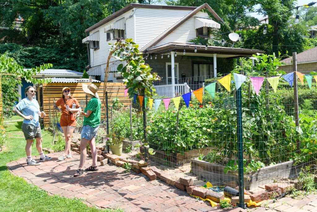 Get Growing Tips, Ideas at the Swissvale Edible Garden Tour