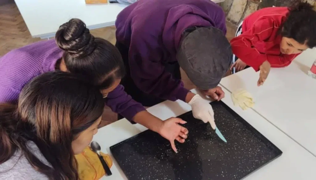 Sustainable and Viral Innovation: Tilcara Students Create a Surprising “Edible Bioplastic”