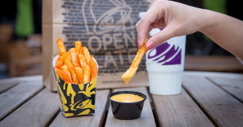 Taco Bell debuts edible sauce packets