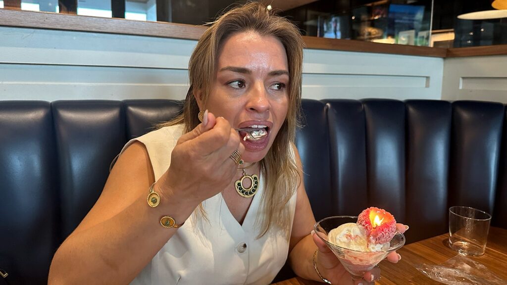 The dinner candle you’re actually supposed to eat as restaurants chase memorable experiences