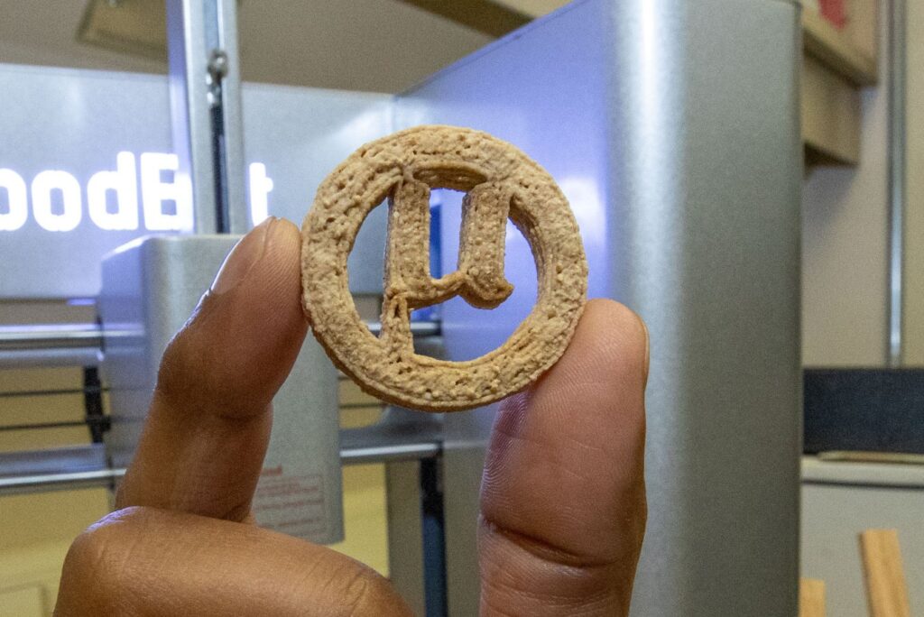 Plastic bottles can be turned into edible, vanilla-flavour cookies